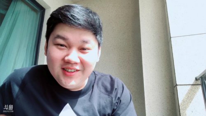 表哥的游戏直播！ 2020-05-13 09点场
