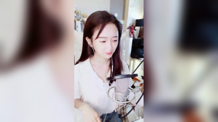 登月团丶离去发布了一个斗鱼视频2020-05-13