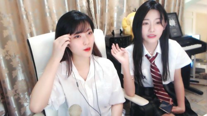 秋雨为裳发布了一个斗鱼视频2020-05-14