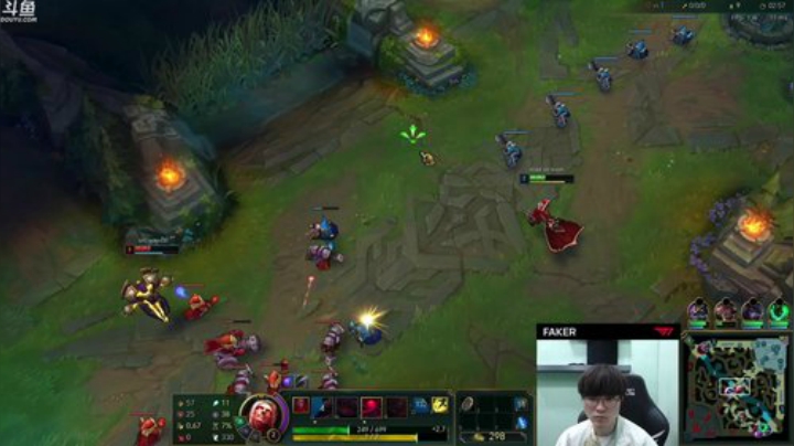 Faker吸血鬼VS王纪超泽拉斯