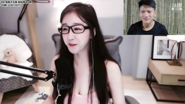 我在斗鱼看珊儿兔兔兔直播舞蹈