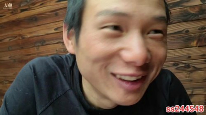 August丶21th发布了一个斗鱼视频2020-05-20