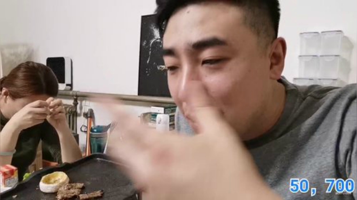 我在斗鱼看无尽无尽的无尽直播美食