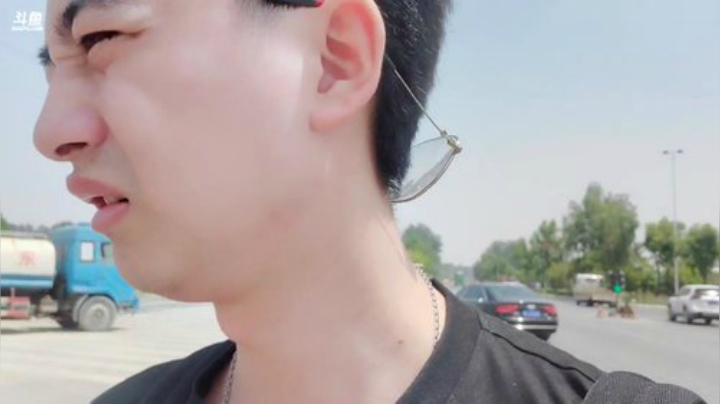 HHHISHHH发布了一个斗鱼视频2020-05-22