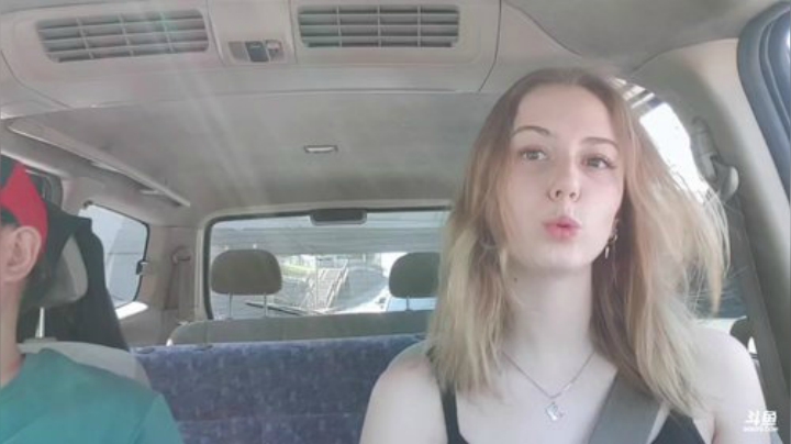 接美女入住别墅第一天。 2020-05-22 14点场