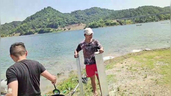带火爆哥体验水库生活 2020-05-23 10点场
