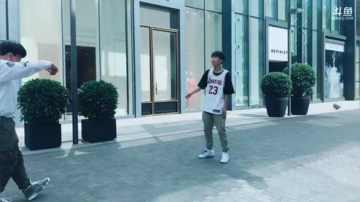 今天送小麻同学出道！！！ 2020-05-22 14点场