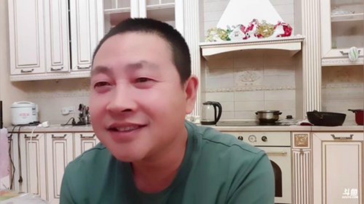 俄罗斯异国风情 的直播间 2020-05-23 02点场