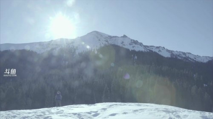 我在斗鱼看野食小哥直播美食