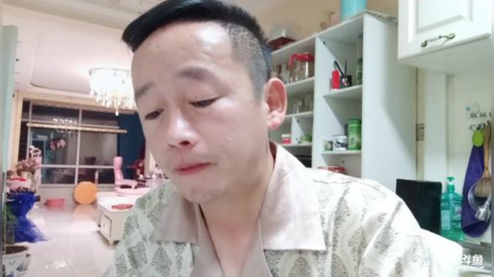 我在斗鱼看葫芦头柱子直播美食