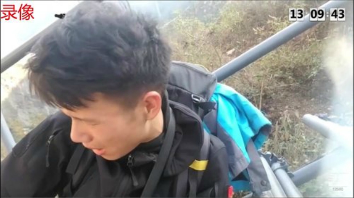 August丶21th发布了一个斗鱼视频2020-06-01