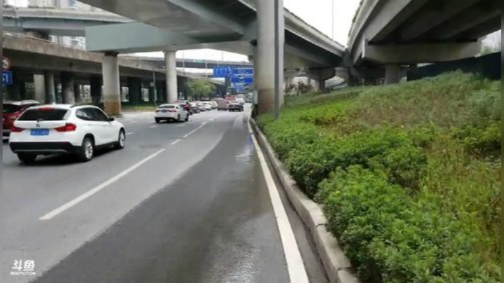 HHHISHHH发布了一个斗鱼视频2020-06-01