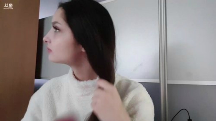 风情缘颜值担当美女多多 2020-06-01 11点场