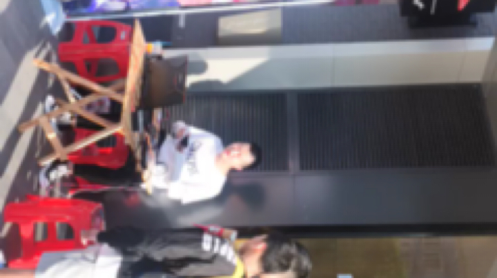 无双户外直播单挑。