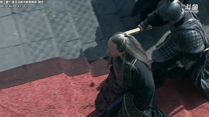 我在斗鱼看山东蓝翔技工学院直播一起看