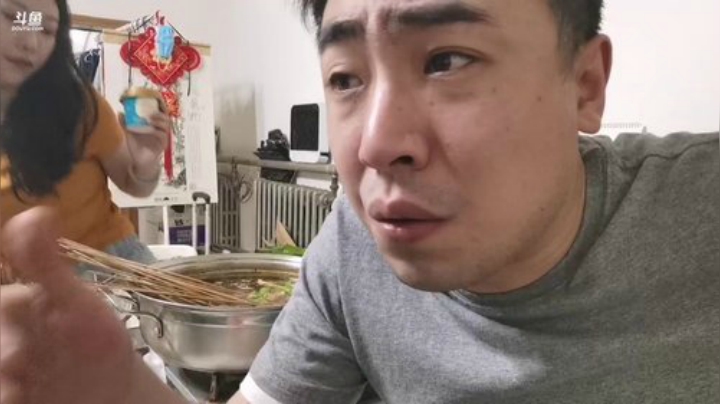 我在斗鱼看无尽无尽的无尽直播美食
