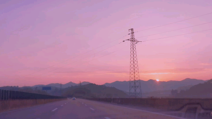 改天是哪天，下次是哪次，以后是多久，去经历 去后悔。保持热爱