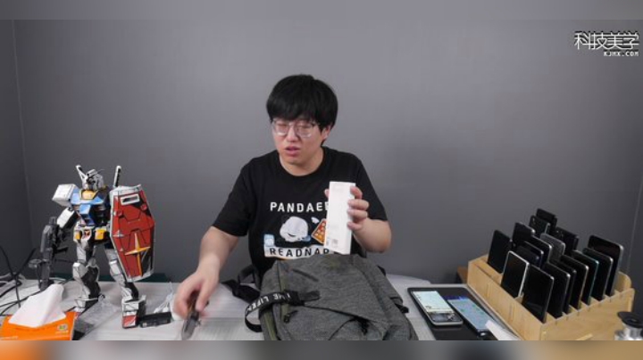 户外遛狗王飞哥发布了一个斗鱼视频2020-06-11