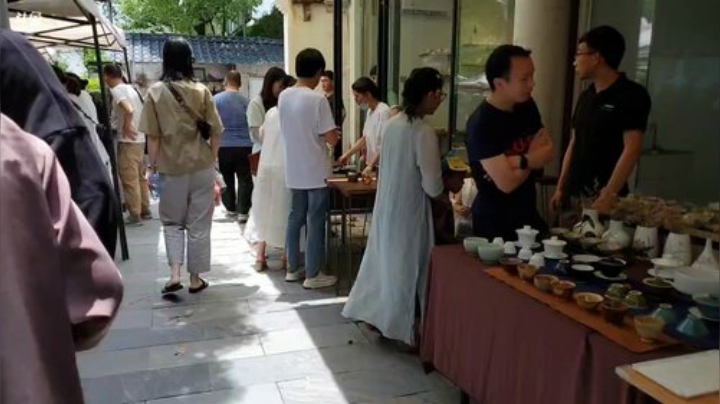 HHHISHHH发布了一个斗鱼视频2020-06-13