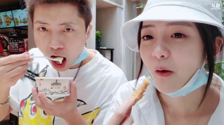 Smlia丶卡布奇诺发布了一个斗鱼视频2020-06-15