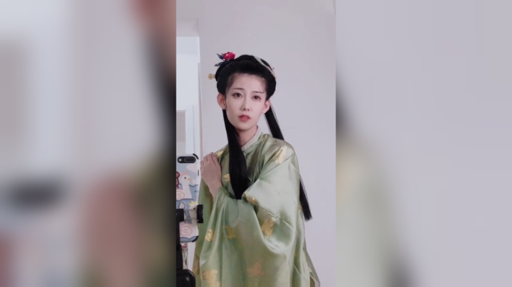 你们说我像蜘蛛精 但是我怕蜘蛛啊 大拇指那么大的谁不怕啊