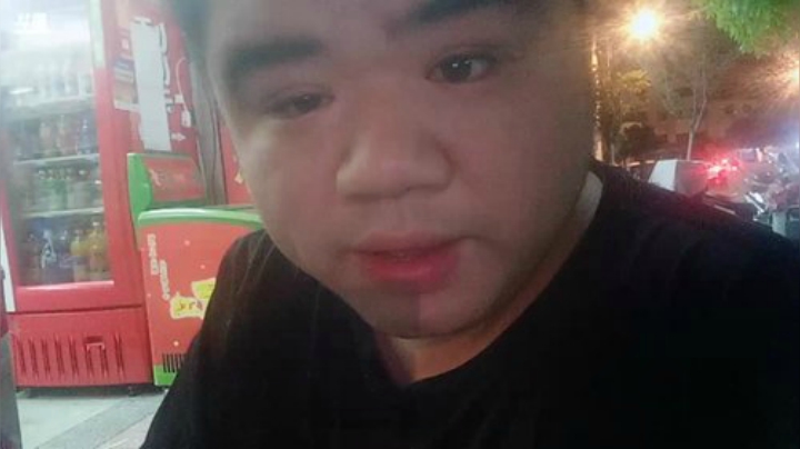 我在斗鱼看做个疯子直播户外