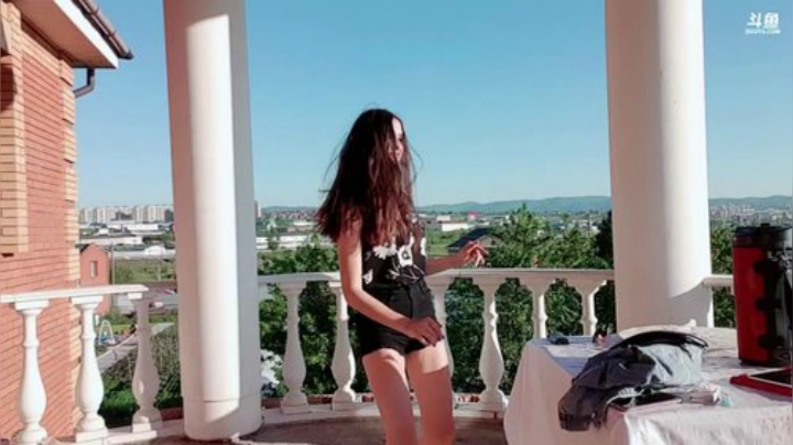 新的一天开始啦 2279072 2020-06-17 19点场