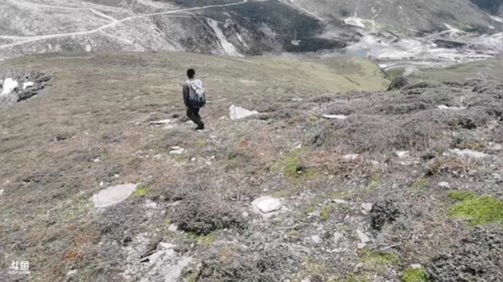 嗯爬折多山顶峰 2020-06-20 12点场