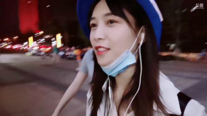 肖淑洁生命中的光和盐发布了一个斗鱼视频2020-06-25