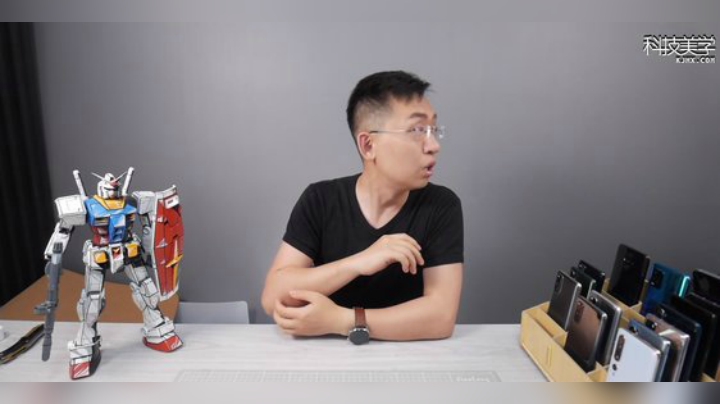 HHHISHHH发布了一个斗鱼视频2020-06-27