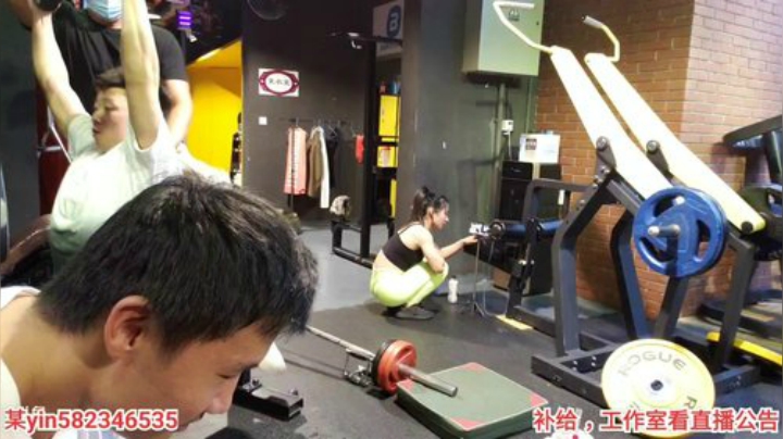 我在斗鱼看黑人毅直播户外