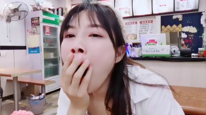 一条猪兒虫OvO发布了一个斗鱼视频2020-07-01