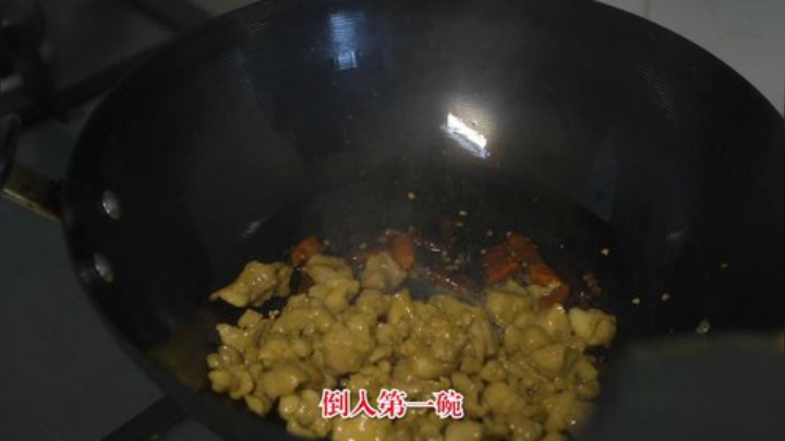 哆啦爱梦梦发布了一个斗鱼视频2020-07-01