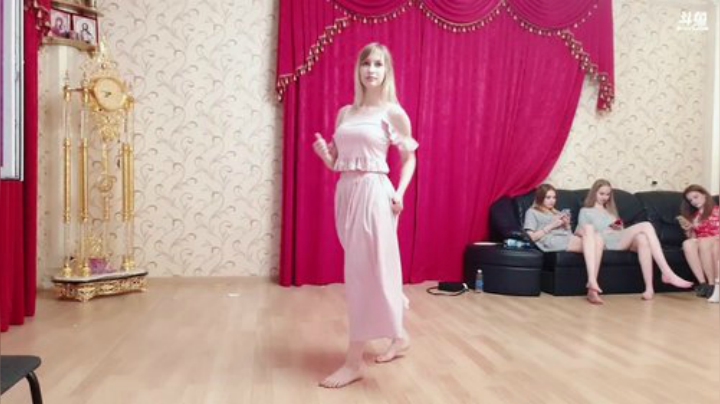 hagetaka发布了一个斗鱼视频2020-07-03