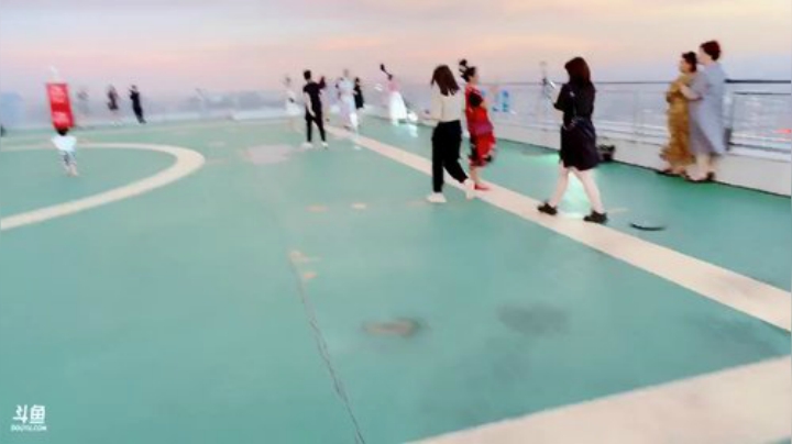 太热了 这柳州 2020-07-04 19点场