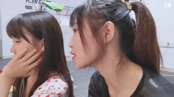 一条猪兒虫OvO发布了一个斗鱼视频2020-07-06