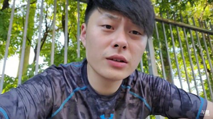 高考加油！第二天体重70.7 2020-07-07 17点场