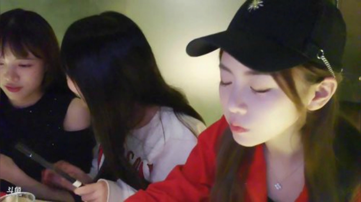 飞2般的感觉发布了一个斗鱼视频2020-07-07