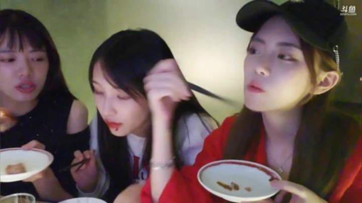 飞2般的感觉发布了一个斗鱼视频2020-07-07