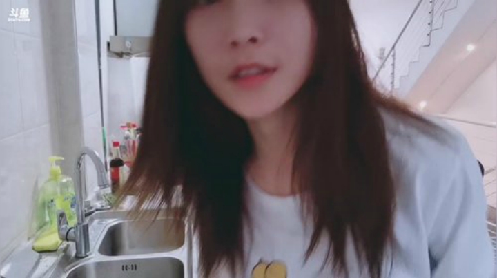 藤一的小幸运发布了一个斗鱼视频2020-07-07