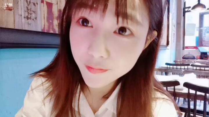肖淑洁生命中的光和盐发布了一个斗鱼视频2020-07-08