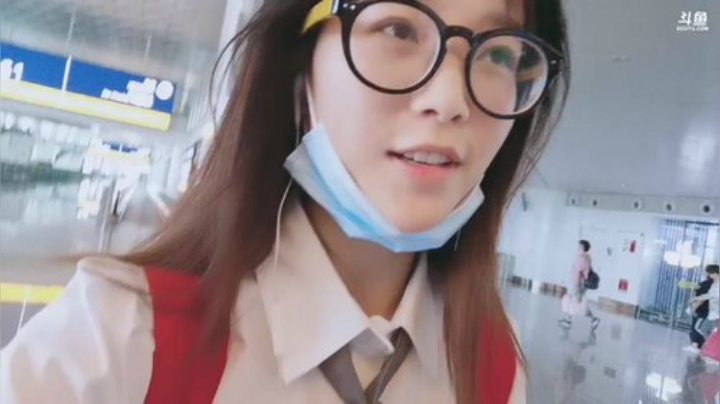 肖淑洁生命中的光和盐发布了一个斗鱼视频2020-07-09