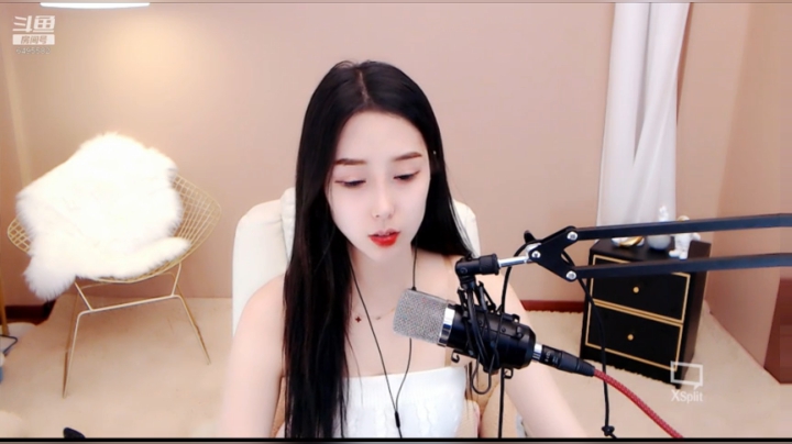 爱笑的女孩运气不会太差~ 6495582 2020-07-08 23点场
