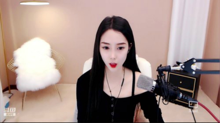 爱笑的女孩运气不会太差~ 6495582 2020-07-09 23点场