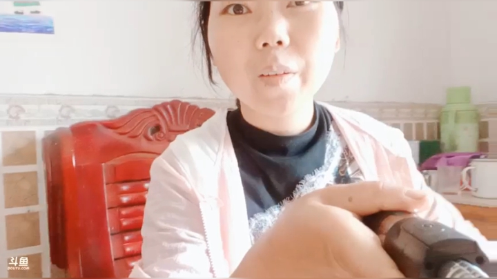 今天又开始下雨了