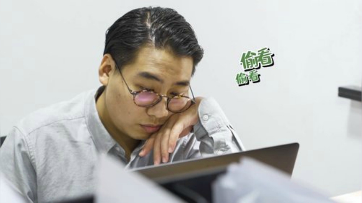 我在斗鱼看野食小哥直播美食