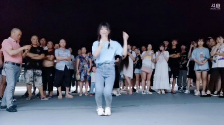 肖淑洁生命中的光和盐发布了一个斗鱼视频2020-07-13