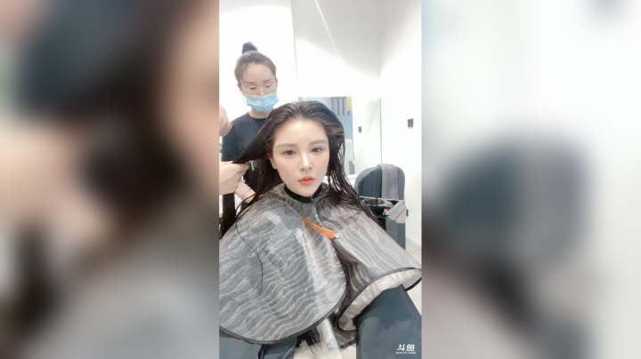 科头溜子发布了一个斗鱼视频2020-07-14
