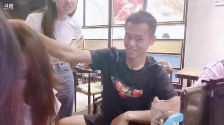 直播如戏发布了一个斗鱼视频2020-07-14