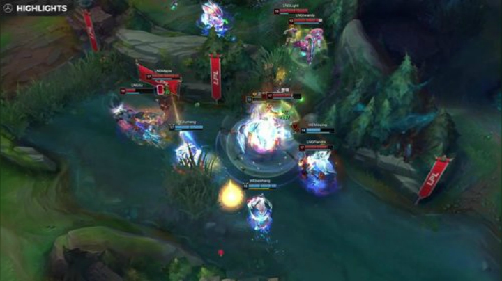 丷女帝发布了一个斗鱼视频2020-07-14